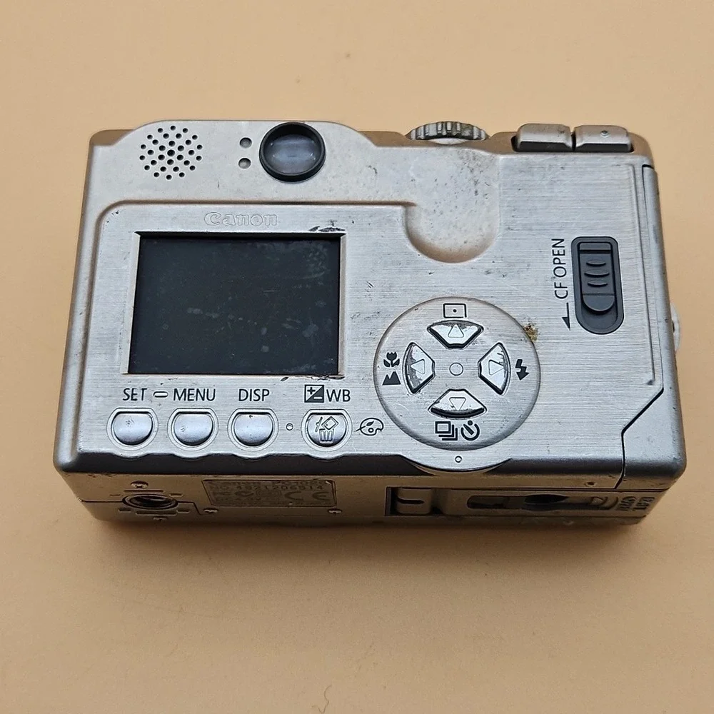 Canon PowerShot S330 Digital ELPH 2.0MP 3x Zoom UNTESTED AS IS FOR PARTS